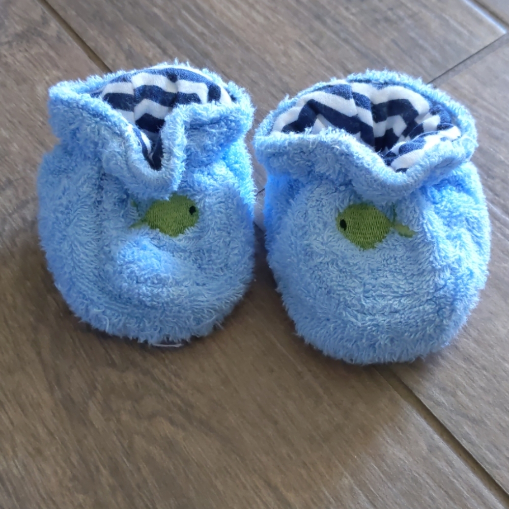 Baby Robe with slippers - Picture 2 of 3